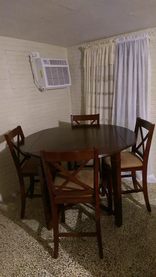 Saltaire Bungalow Rose Hall 10 Mins Hike To Beach Montego Bay 0*,  Jamaica